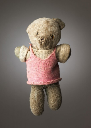 Illustration for article titled Seeing Old and Torn Stuffed Animals Is Sort of Horrifying